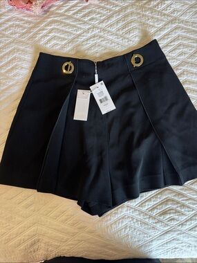 NWT 10 Crosby Derek Lam Black Pleated Shorts
